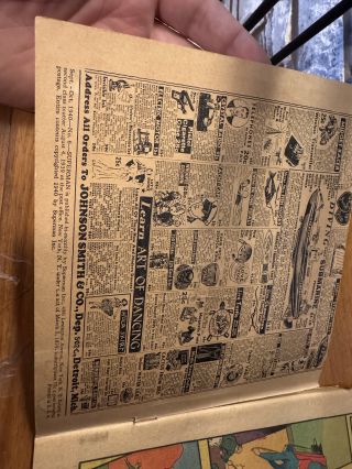 Superman #6 missing centerfold with color copy - Image 1